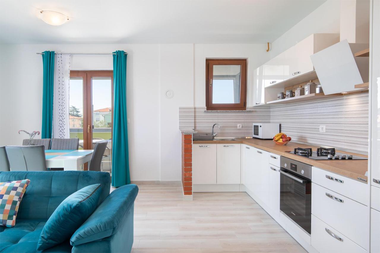 Kaylie Apartment Pula Ngoại thất bức ảnh